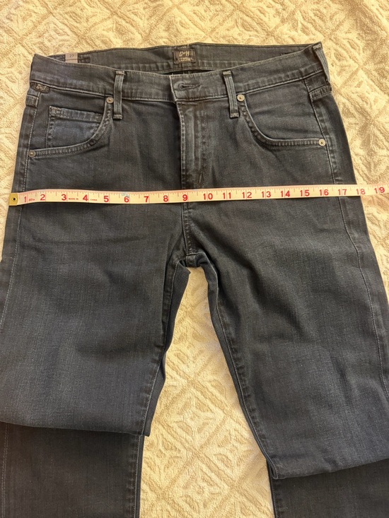 Citizens Of Humanity Women's Slim Straight Jeans — Black - Picture 9 of 11